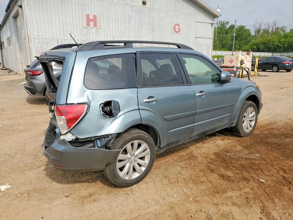 2012 Subaru Forester VIN JF2SHBEC8CH458375 COPART salvage auction — REAR END, Mi - Certificate Of Title, sold $200 on 2026-07-29 (photo 3)