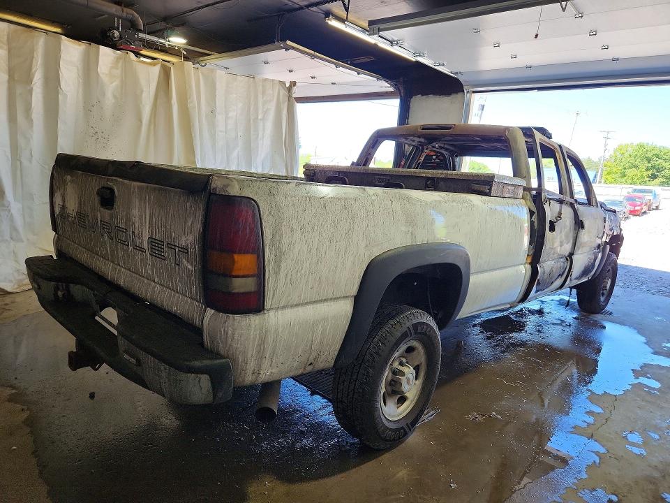 2001 Chevrolet Silverado 2500 VIN 1GCHC23U41F190307 COPART salvage auction — BURN, Pa - Certificate Of Salvage, sold $175 on 2026-07-09 (photo 3)