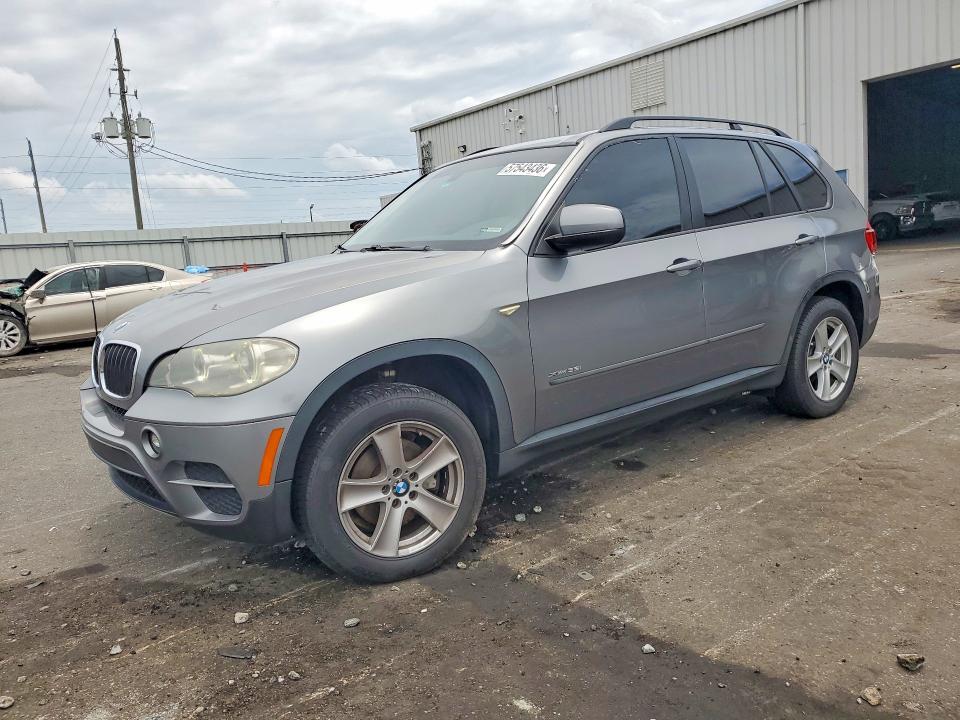 2013 BMW VIN 5UXZV4C58D0B03083 COPART salvage auction — MECHANICAL, Nc - Certificate Of Title, sold $1,000 on 2026-07-06 (photo 1)