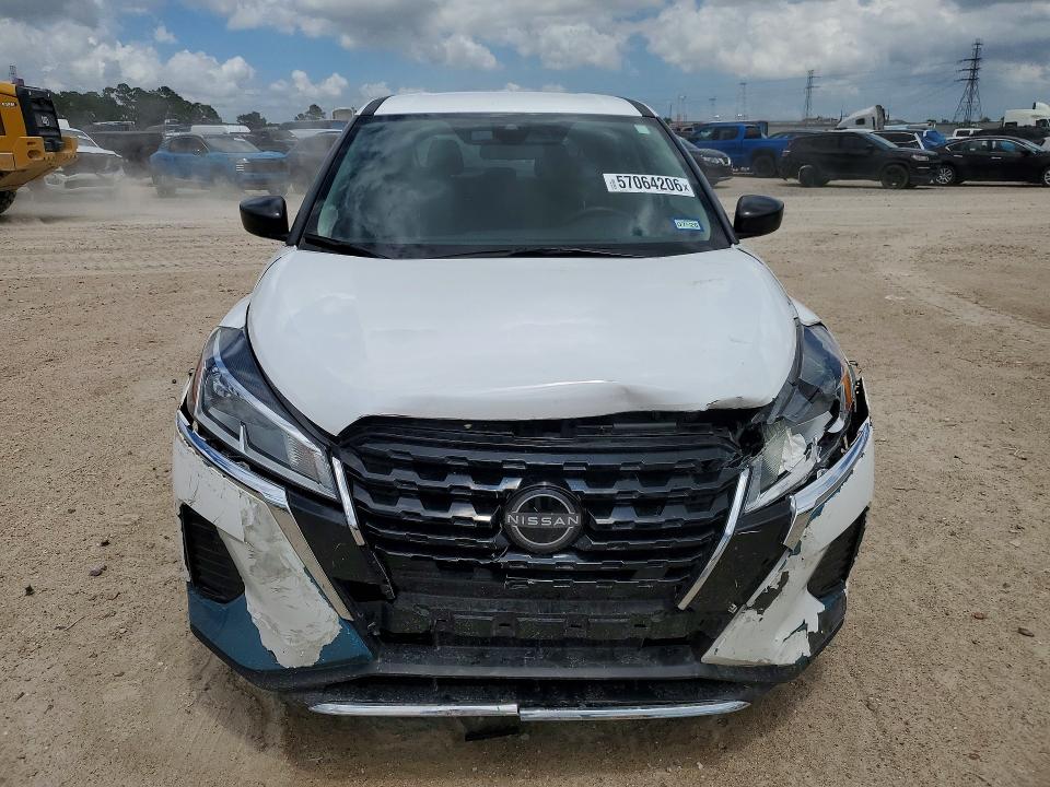 2024 Nissan Kicks VIN 3N1CP5BV2RL554917 COPART salvage auction — FRONT END, Tx - Salvage Vehicle Title, sold $7,100 on 2026-07-28 (photo 5)
