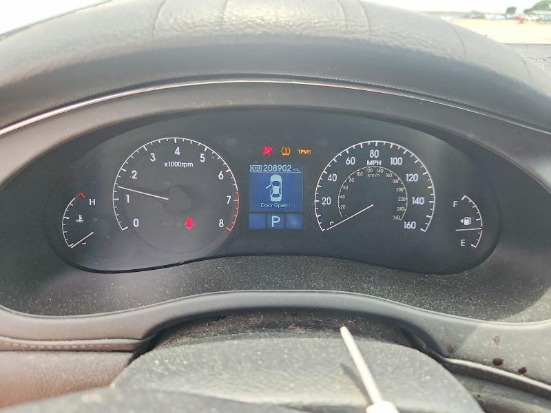 2011 Hyundai Genesis VIN KMHGC4DE4BU122905 COPART salvage auction — FRONT END, Tx - Salvage Vehicle Title, sold $700 on 2026-07-27 (photo 9)