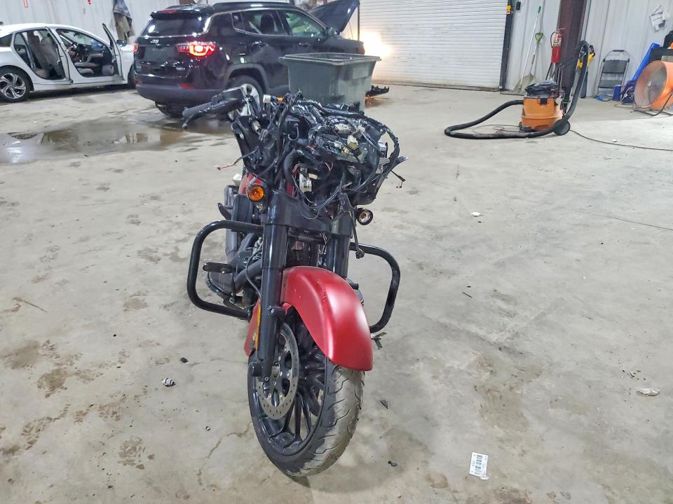 2019 Harley-davidson Flhxs VIN 1HD1KRP1XKB610804 COPART salvage auction — ALL OVER, Pa - Certificate Of Salvage, sold $4,500 on 2026-07-08 (photo 2)