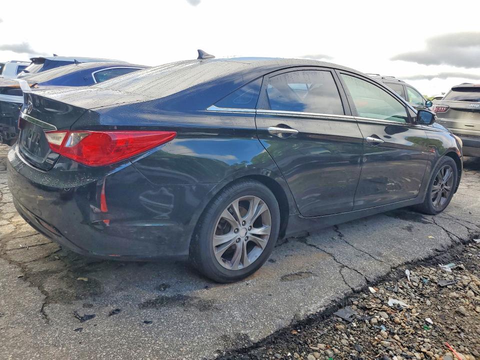 2011 Hyundai Sonata VIN 5NPEC4AC3BH180951 COPART salvage auction — SIDE, Ga - Cert Of Title-Salvage, sold $275 on 2026-07-17 (photo 3)