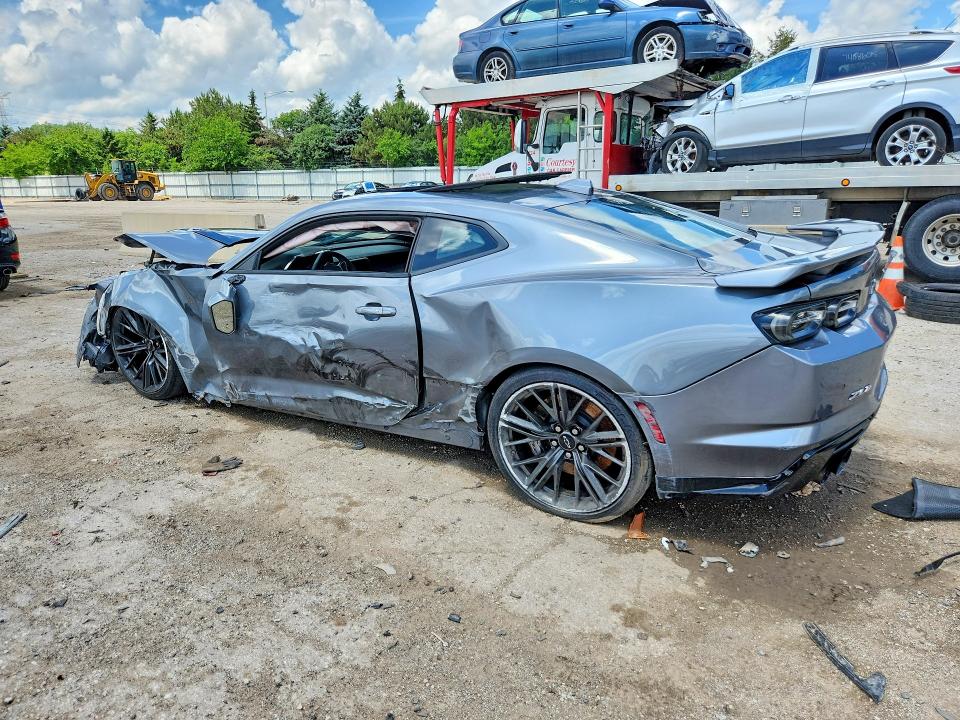 2021 Chevrolet Camaro VIN 1G1FK1R61M0101323 COPART salvage auction — FRONT END, IL - SALVAGE CERTIFICATE, sold $17,300 on 2026-07-28 (photo 2)