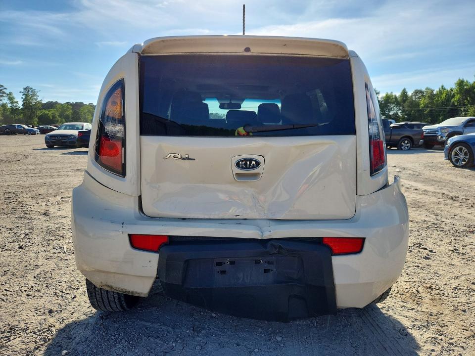 2011 Kia Soul VIN KNDJT2A26B7713597 COPART salvage auction — REAR END, Va - Cert Of Title - Salvage, sold $525 on 2026-07-07 (photo 6)