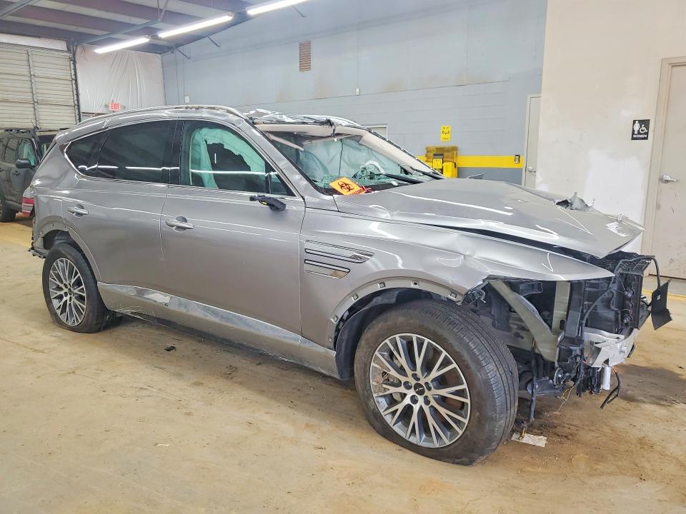 2025 Genesis VIN KMUHFESB2SU240186 COPART salvage auction — ROLLOVER, Az - Dealer Only Salvage Title, sold $6,500 on 2026-07-29 (photo 4)