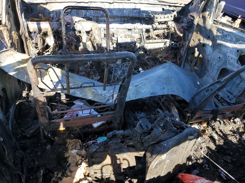 2012 Toyota Tundra VIN 5TFEY5F18CX125948 COPART salvage auction — Burn Interior, CA - NON-REPAIRABLE VEHICLE CERT, sold $475 on 2026-07-20 (photo 8)