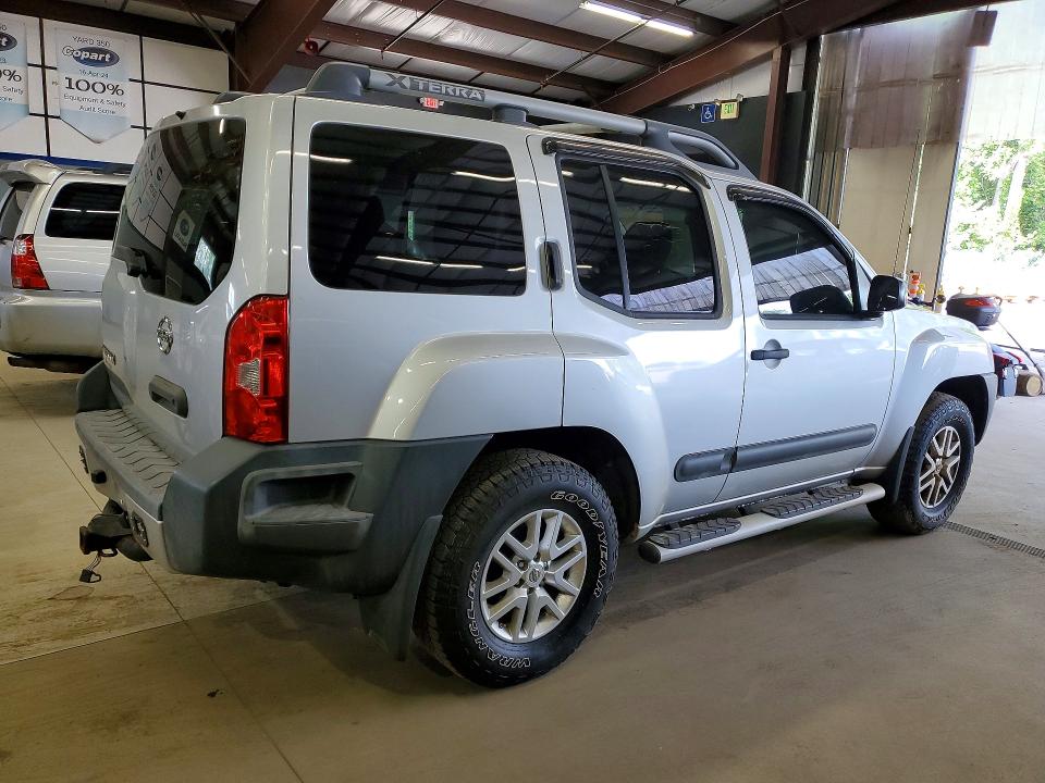 2014 Nissan Xterra VIN 5N1AN0NW6EN813304 COPART salvage auction — MINOR DENT/SCRATCHES, Ct - Certificate Of Title, sold $3,850 on 2026-07-03 (photo 3)