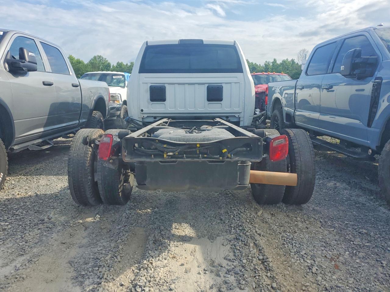 2022 Ram 3500 VIN 3C7WRTCL0NG400797 COPART salvage auction — Mechanical, NC - DEALER ONLY CLEAN TITLE, sold $5,400 on 2026-07-02 (photo 6)