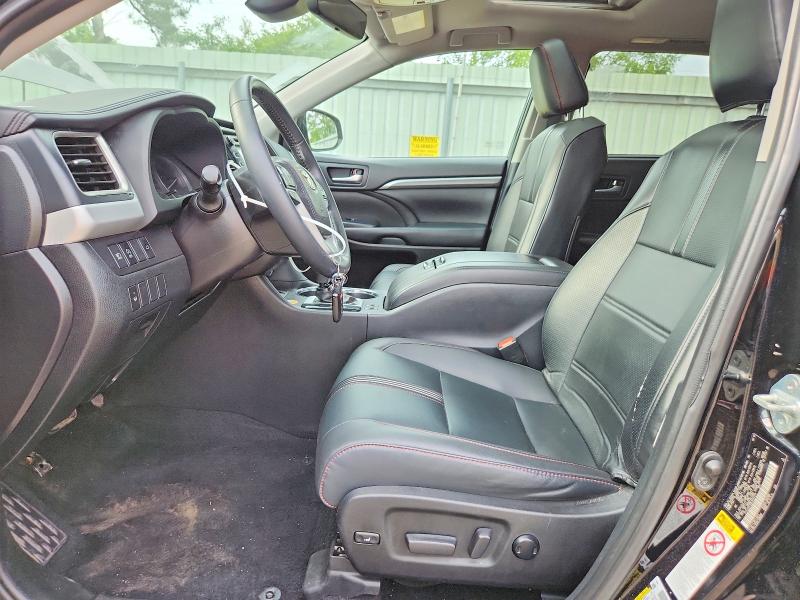 2019 Toyota Highlander VIN 5TDJZRFH9KS622317 COPART salvage auction — MINOR DENT/SCRATCHES, VA - CERTIFICATE OF TITLE, sold $13,500 on 2026-07-27 (photo 7)