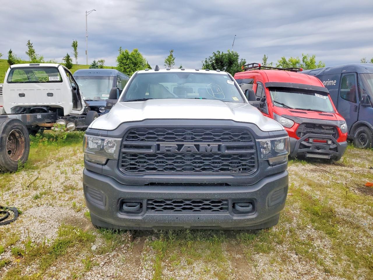 2023 Ram 3500 VIN 3C63RRGL1PG652002 COPART salvage auction — Minor Dent/Scratches, WV - CERTIFICATE OF TITLE, sold $18,500 on 2026-09-09 (photo 2)