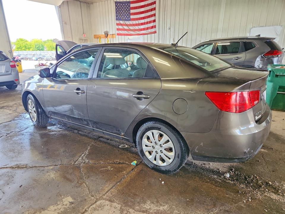 2010 Kia Forte VIN KNAFU4A20A5275231 COPART salvage auction — HAIL, WI - JUNKED VEHICLE BILL OF SALE, sold $400 on 2026-07-27 (photo 2)