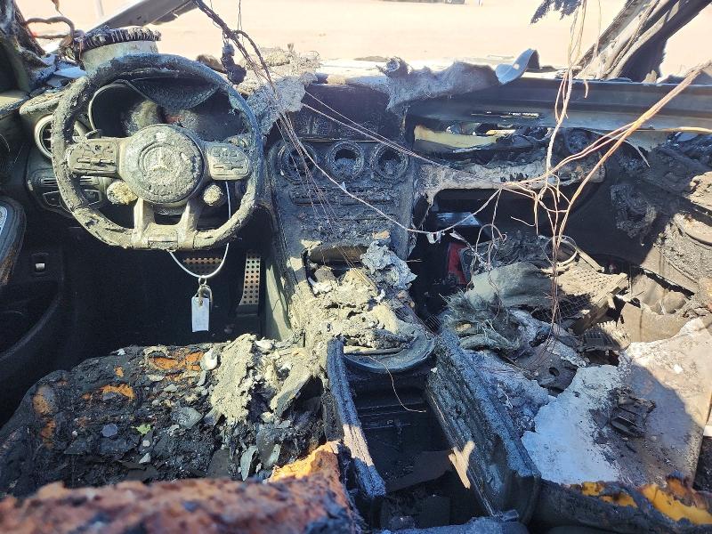 2022 Mercedes-benz Glc class VIN W1N0G6EB8NG055604 COPART salvage auction — BURN, Qc - Irrecuperable, sold $1,500 on 2026-07-07 (photo 8)