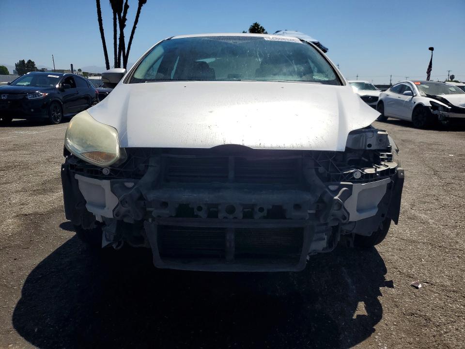 2014 Ford Focus VIN 1FADP3F20EL124322 COPART salvage auction — FRONT END, Ca - Salvage Certificate, sold $275 on 2026-07-02 (photo 5)