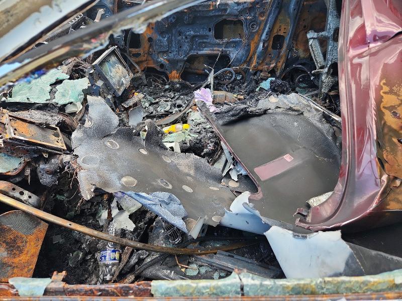 2008 Lexus Ls VIN JTHBL46F585063238 COPART salvage auction — BURN, Md - Cert Of Salvage > 75% Damage, sold $425 on 2026-07-10 (photo 7)