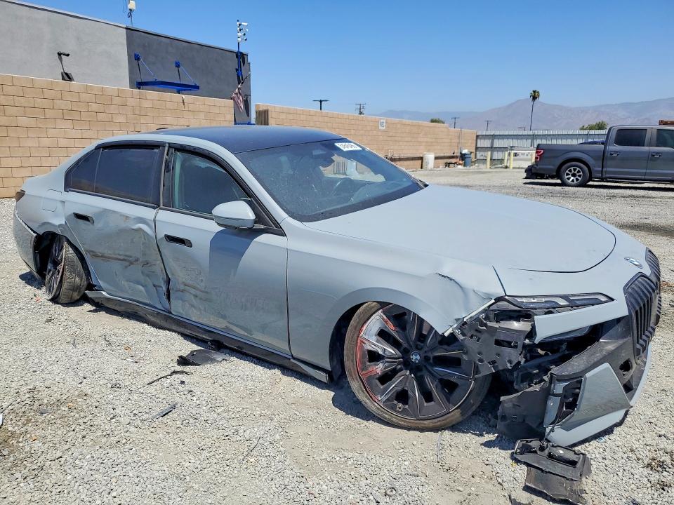 2025 BMW I7 VIN WBY43EJ00SCT29060 COPART salvage auction — SIDE, Ca - Salvage Certificate, sold $29,500 on 2026-07-08 (photo 4)