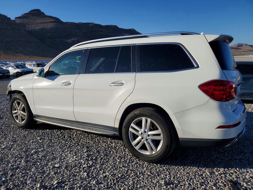 2014 Mercedes-benz VIN 4JGDF7CE6EA306164 COPART salvage auction — FRONT END, Nv - Salvage Title, sold $3,350 on 2026-07-29 (photo 2)