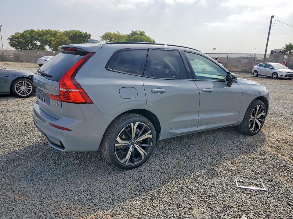 2025 Volvo Xc60 VIN YV4H60RM0S1054321 COPART salvage auction — SIDE, Ca - Salvage Certificate, sold $29,250 on 2026-08-07 (photo 3)