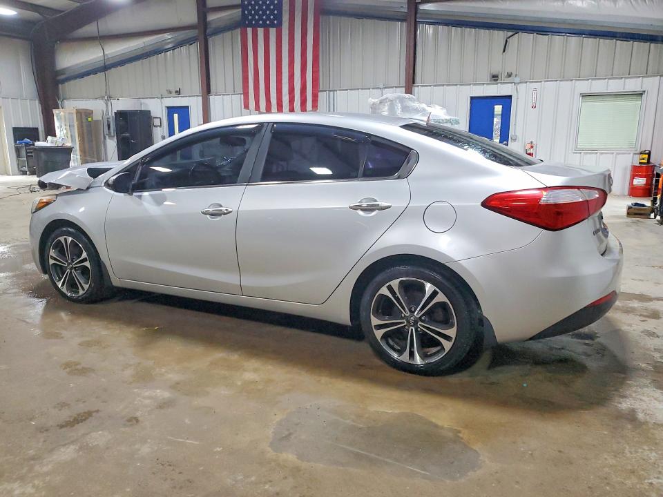 2014 Kia Forte VIN KNAFX4A87E5075383 COPART salvage auction — FRONT END, Pa - Certificate Of Salvage, sold $500 on 2026-07-15 (photo 2)