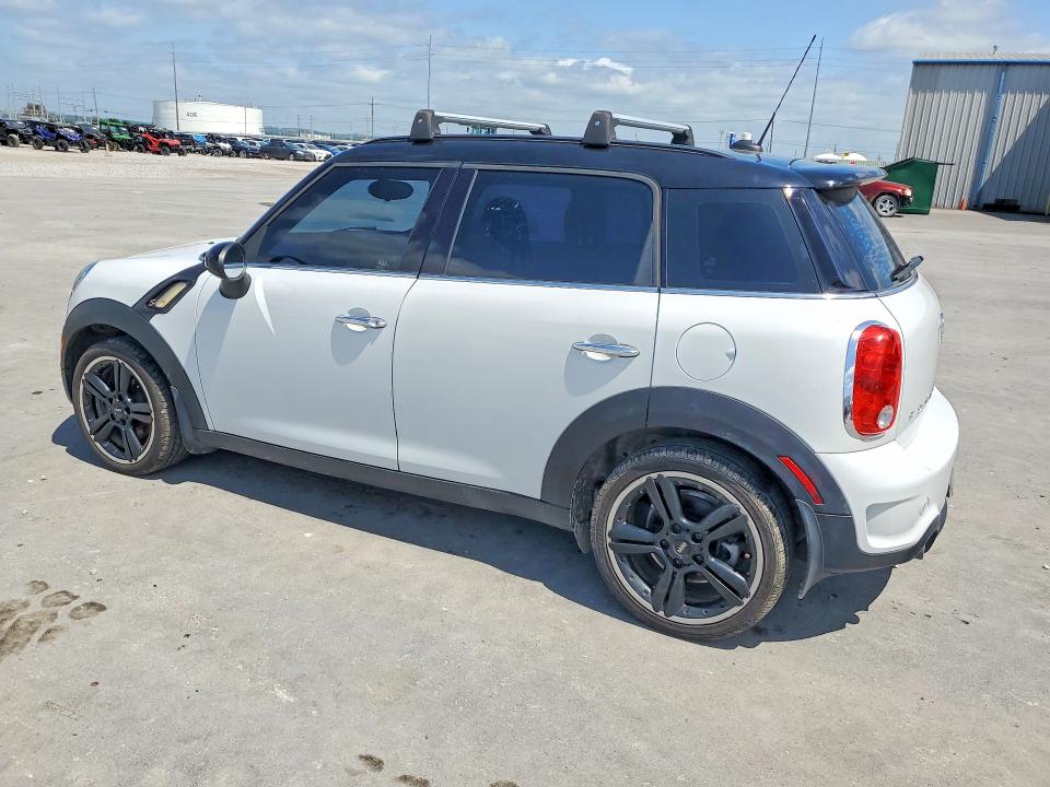 2015 Mini Cooper VIN WMWZC3C59FWT04356 COPART salvage auction — MECHANICAL, Ok - Certificate Of Title, sold $925 on 2026-07-22 (photo 2)