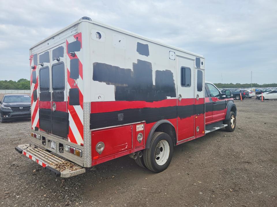2017 Ford F-550 super duty VIN 1FD0X5HT9HED73071 COPART salvage auction — MINOR DENT/SCRATCHES, Ny - Certificate Of Title, sold $14,500 on 2026-07-28 (photo 3)
