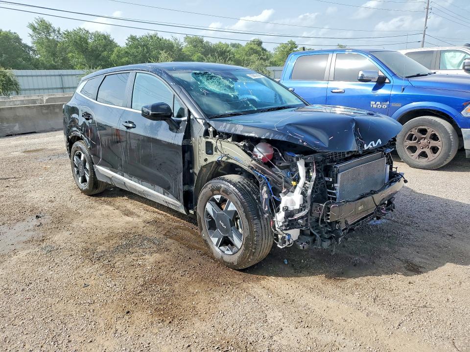 2026 Kia Sportage VIN 5XYK23DF9TG376813 COPART salvage auction — FRONT END, Tx - Certificate Of Title, sold $11,800 on 2026-07-30 (photo 4)