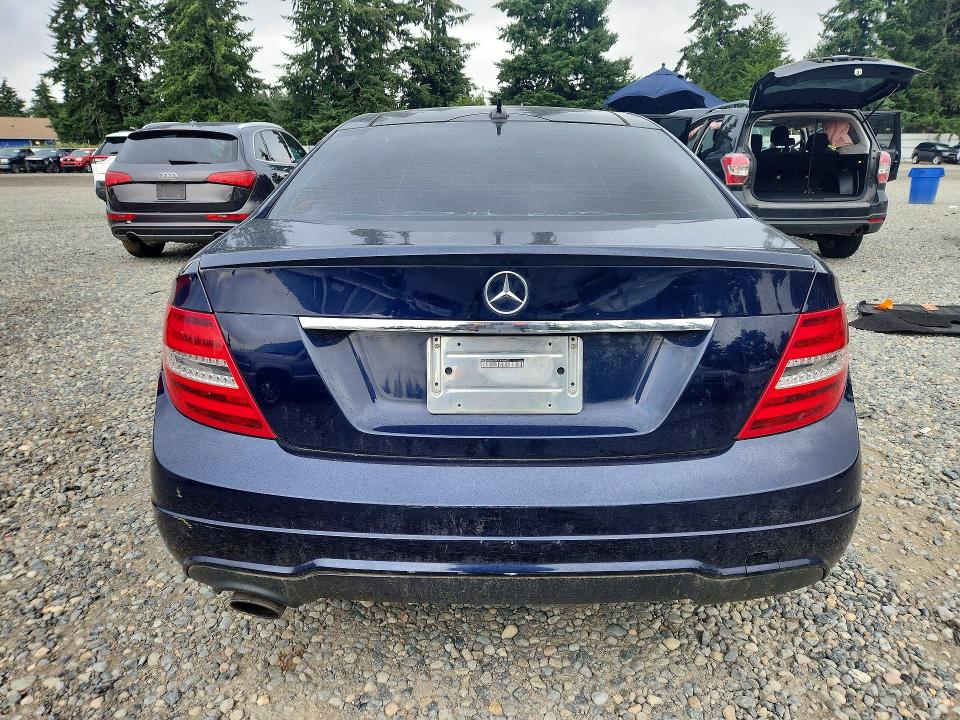 2013 Mercedes-benz C-klasse VIN WDDGJ4HB9DF945482 COPART salvage auction — FRONT END, Wa - Vehicle Cert Of Ownership-Titl, sold $2,200 on 2026-07-02 (photo 6)