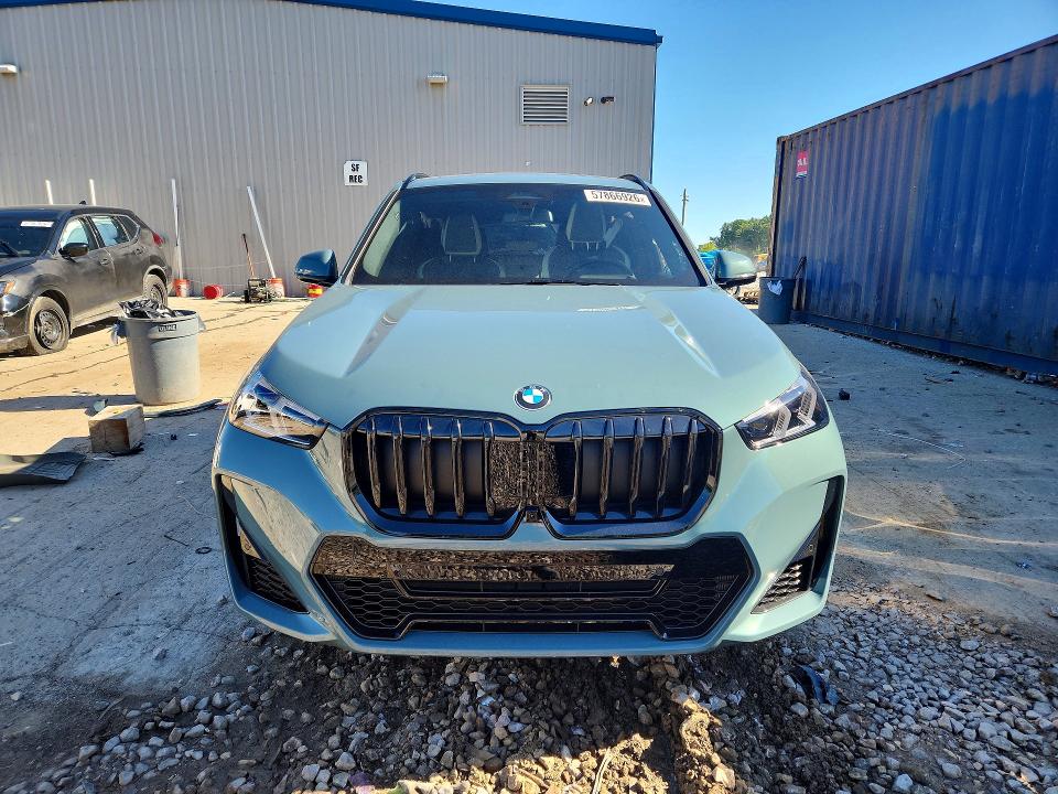2026 BMW X1 VIN WBX73EF07T5540434 COPART salvage auction — SIDE, Wi - Cert Of Title-Claim Paid, sold $18,000 on 2026-08-10 (photo 5)