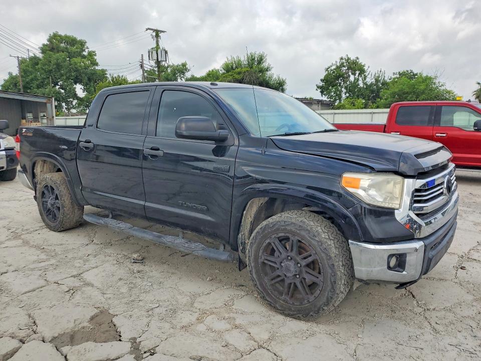 2017 Toyota Tundra VIN 5TFEW5F15HX225373 COPART salvage auction — WATER/FLOOD, Tx - Salvage Title-Flood Damage, sold $225 on 2026-07-21 (photo 4)
