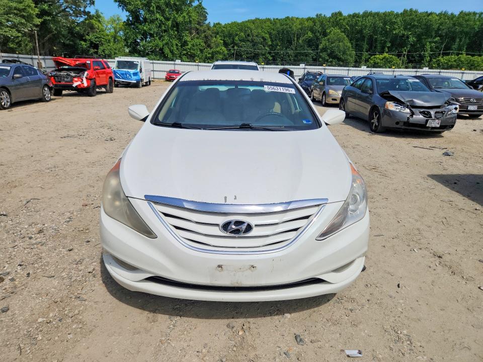 2013 Hyundai VIN 5NPEB4AC5DH804559 COPART salvage auction — MINOR DENT/SCRATCHES, Va - Certificate Of Title, sold $350 on 2026-07-06 (photo 5)