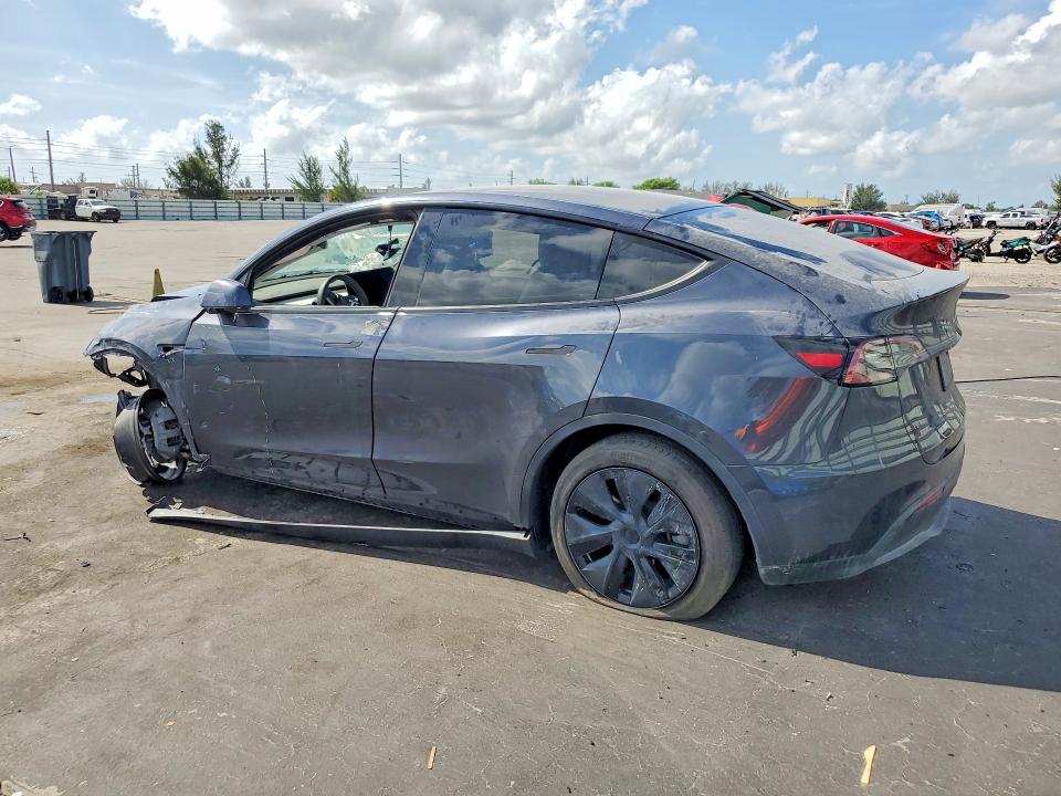 2025 Tesla Model y VIN 7SAYGDEE5SA360332 COPART salvage auction — FRONT END, Nv - Salvage Title, sold $4,350 on 2026-07-15 (photo 2)