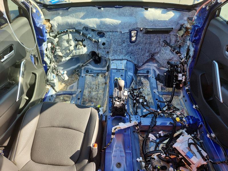 2022 Toyota Corolla cross VIN 7MUDAABG9NV024743 COPART salvage auction — WATER/FLOOD, TX - SALVAGE TITLE-FLOOD DAMAGE, sold $6,500 on 2026-07-03 (photo 8)