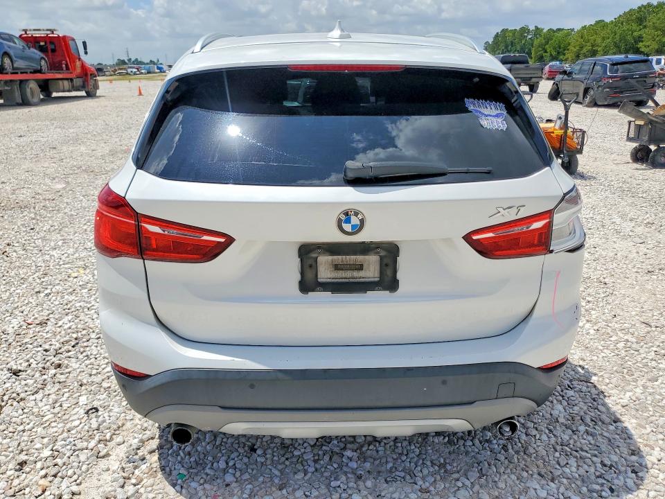 2017 BMW VIN WBXHT3C38H5F87991 COPART salvage auction — SIDE, Tx - Salvage Vehicle Title, sold $2,500 on 2026-07-02 (photo 6)
