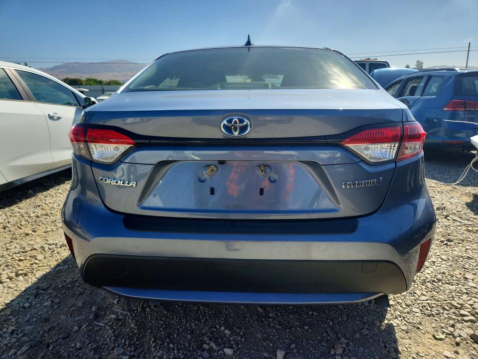 2022 Toyota Corolla VIN JTDEAMDE3NJ059450 COPART salvage auction — SIDE, Ca - Salvage Certificate, sold $5,300 on 2026-07-07 (photo 6)