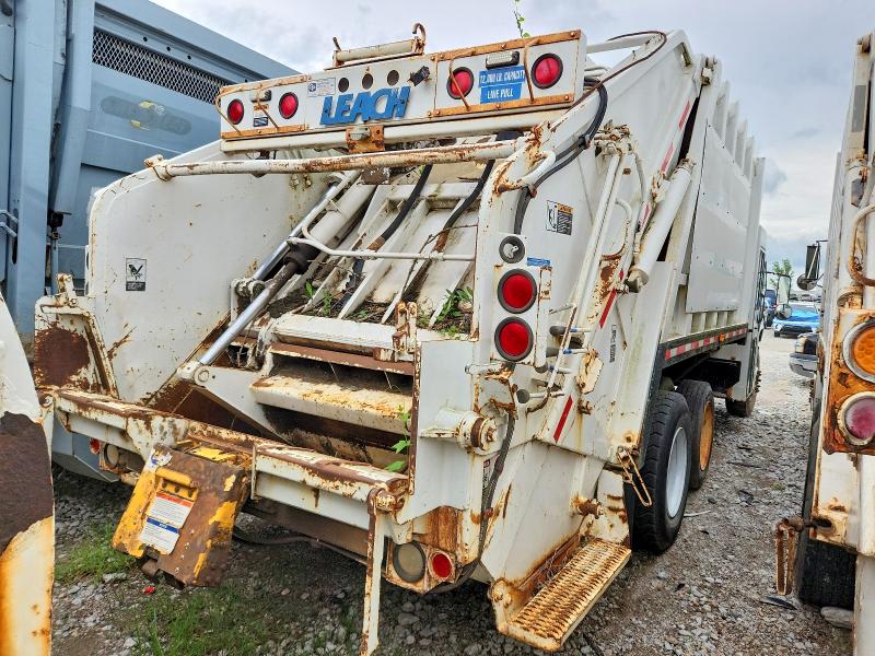 1995 Gmc C7 VIN 1GDM7H1J8SJ524654 COPART salvage auction — MINOR DENT/SCRATCHES, Fl - Certificate Of Destruction (P), sold $1,500 on 2026-07-09 (photo 4)