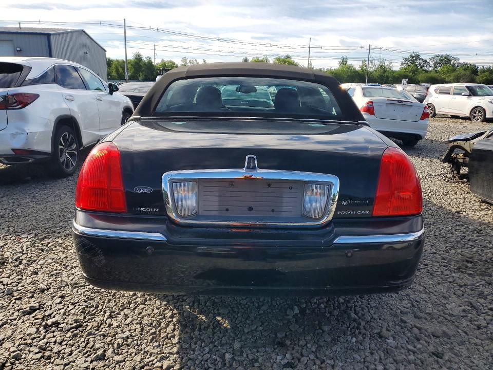 2004 Lincoln TOWN CAR VIN 1LNHM81W14Y660527 COPART salvage auction — MECHANICAL, Ma - Certificate Of Title, sold $425 on 2026-07-06 (photo 6)