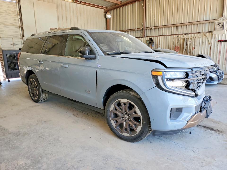 2025 Ford Expedition VIN 1FMJK1P82SEA21613 COPART salvage auction — FRONT END, TX - SALVAGE VEHICLE TITLE, sold $32,250 on 2026-09-11 (photo 4)