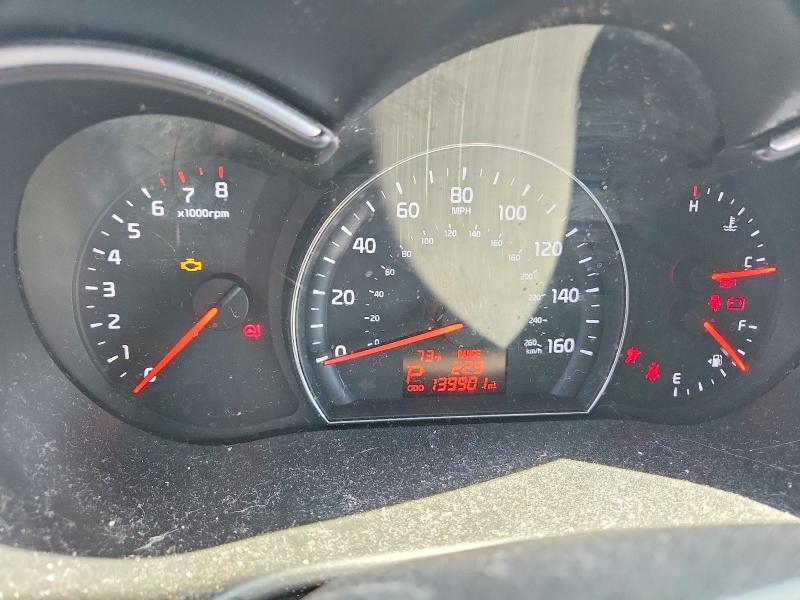 2015 Kia Sorento VIN 5XYKTCA65FG585200 COPART salvage auction — REAR END, In - Cert Of Title-Salvage Title, sold $1,150 on 2026-07-28 (photo 9)