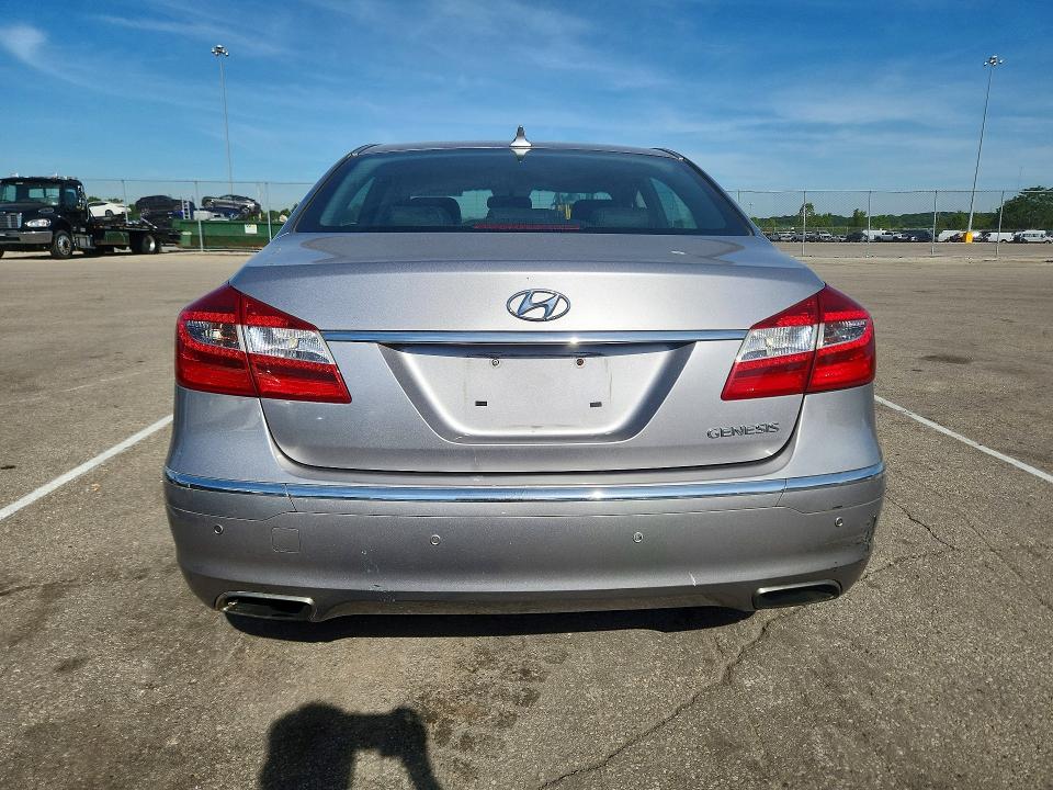 2013 Hyundai Genesis VIN KMHGC4DD0DU250245 COPART salvage auction — FRONT END, Oh - Cert Of Title-Salvage, sold $1,650 on 2026-07-17 (photo 6)