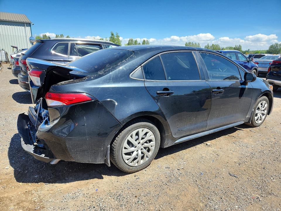 2022 Toyota Corolla VIN 5YFBPMBE4NP280362 COPART salvage auction — REAR END, On - Bill Of Sale - Parts Only, sold $2,300 on 2026-07-21 (photo 3)