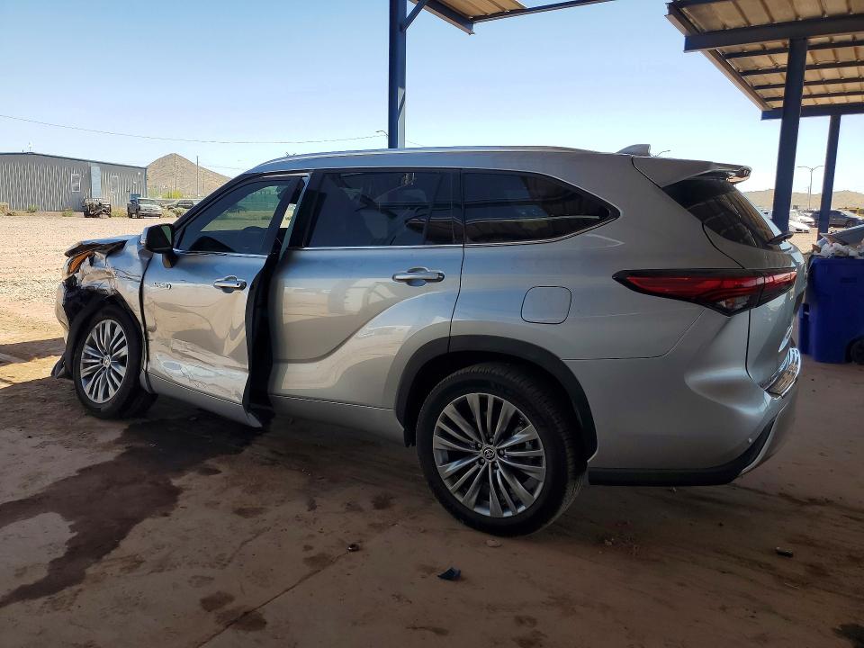 2021 Toyota Highlander VIN 5TDFARAH7MS011046 COPART salvage auction — FRONT END, Az - Cert Of Title - Salvage, sold $14,200 on 2026-07-02 (photo 2)