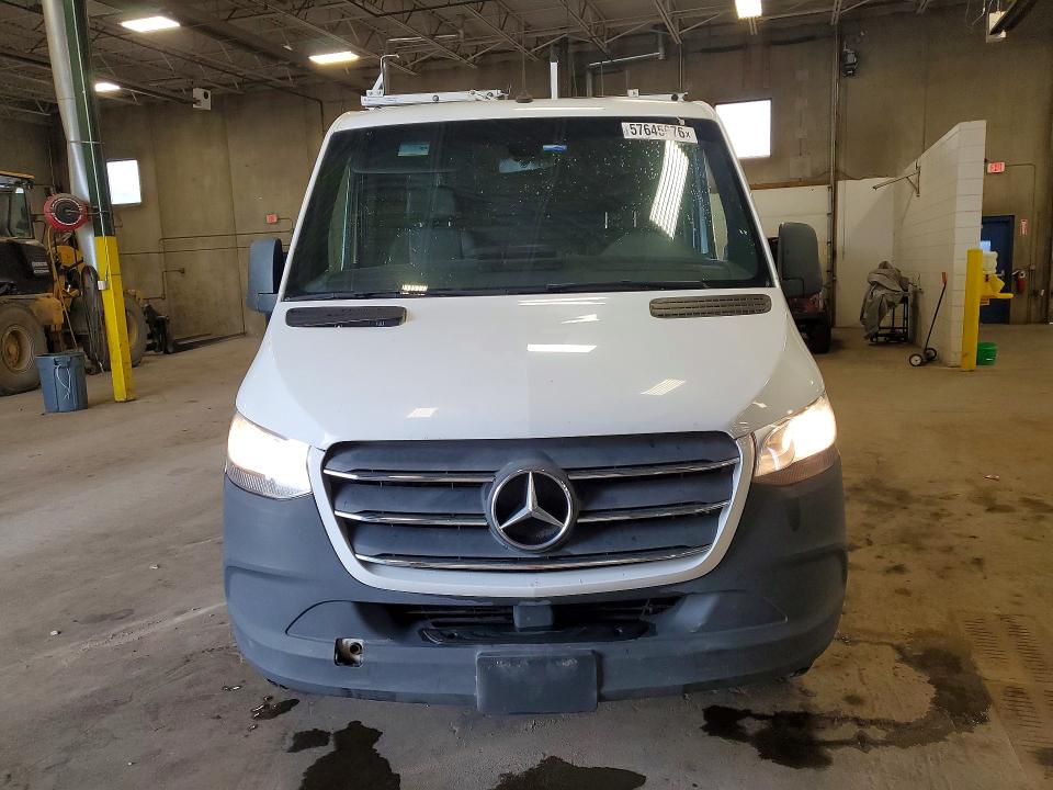 2021 Mercedes-benz Sprinter VIN W1Y4DBHY7MT053287 COPART salvage auction — MECHANICAL, Il - Certificate Of Title, sold $8,800 on 2026-07-21 (photo 5)