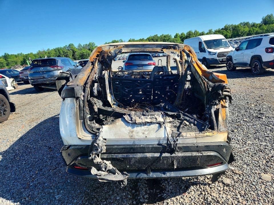 2024 Nissan Ariya VIN JN1CF0BB5RM730103 COPART salvage auction — BURN, NJ - CERT OF TITLE-SALVAGE, sold $350 on 2026-07-24 (photo 6)
