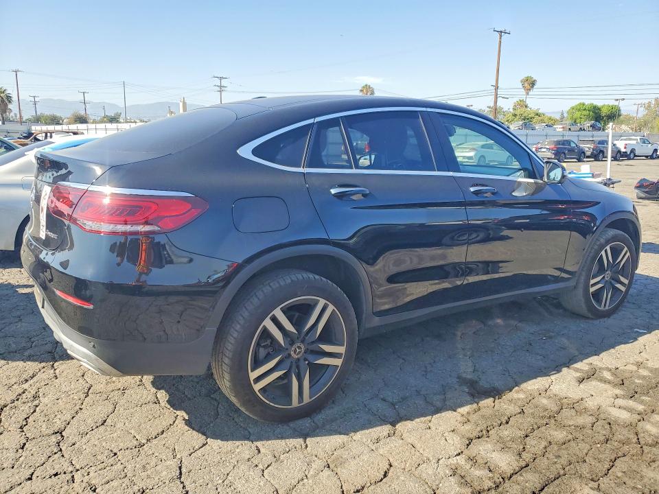 2021 Mercedes-benz Glc VIN W1N0J8EB2MF911237 COPART salvage auction — MINOR DENT/SCRATCHES, Ca - Dis/Dlr/Exp Only Clean Title (P), sold $19,300 on 2026-07-27 (photo 3)