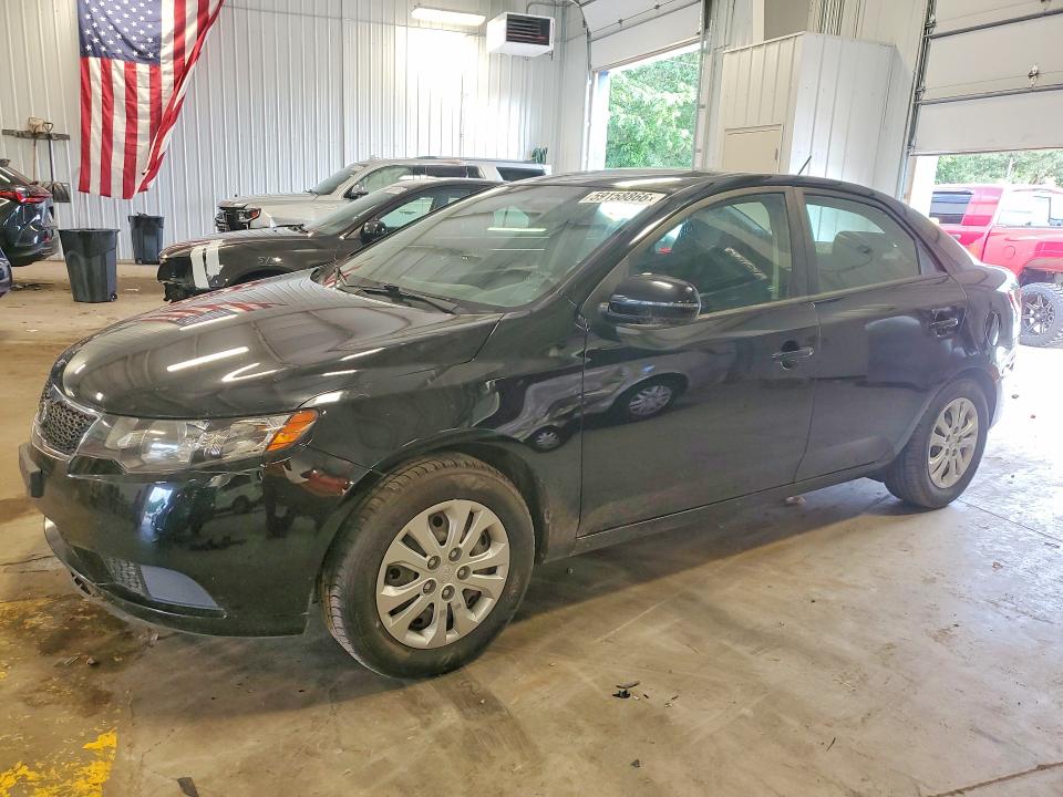 2013 Kia Forte VIN KNAFU4A23C5609707 COPART salvage auction — MECHANICAL, WI - CERTIFICATE OF TITLE, sold $425 on 2026-07-23 (photo 1)