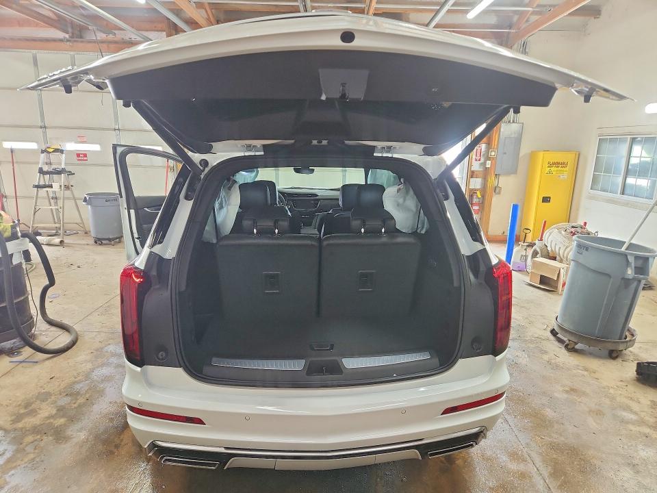 2023 Cadillac Xt6 VIN 1GYKPDRS7PZ212555 COPART salvage auction — SIDE, Il - Salvage Certificate, sold $3,800 on 2026-08-03 (photo 6)