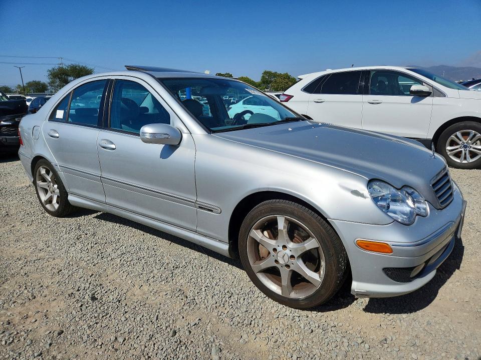 2007 Mercedes-benz C-klasse VIN WDBRF52HX7A937124 COPART salvage auction — FRONT END, Ca - Salvage Certificate, sold $300 on 2026-07-17 (photo 4)