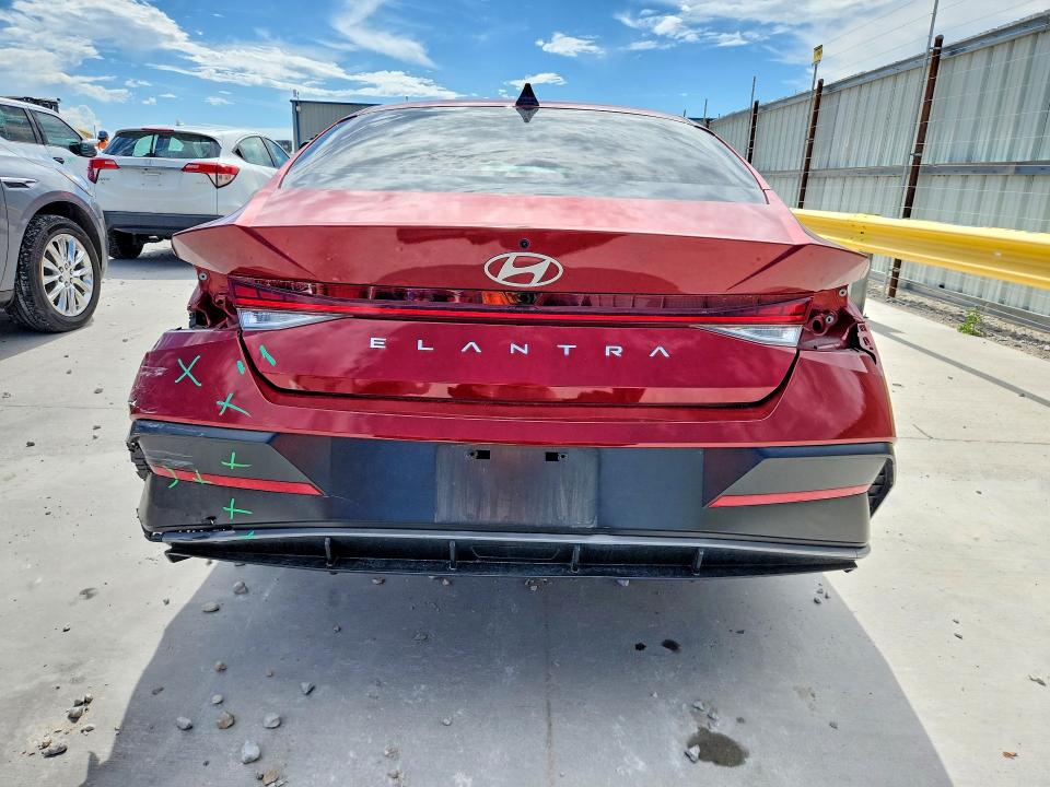 2025 Hyundai VIN KMHLS4DG9SU930198 COPART salvage auction — REAR END, Tx - Salvage Vehicle Title, sold $7,200 on 2026-07-31 (photo 6)
