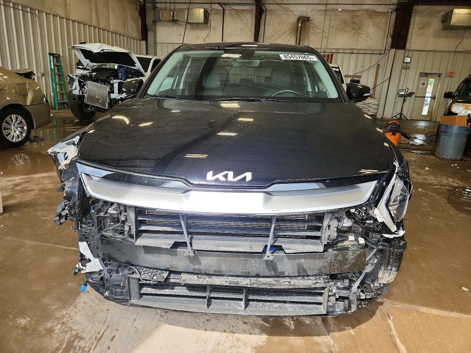 2023 Kia Sportage VIN 5XYK33AF5PG005218 COPART salvage auction — FRONT END, WI - CERT OF TITLE-SALVAGE VEHICLE, sold $375 on 2026-07-27 (photo 5)