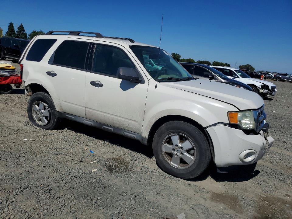 2011 Ford Escape VIN 1FMCU9D7XBKB98862 COPART salvage auction — REAR END, Ca - Salvage Certificate, sold $15 on 2026-07-30 (photo 4)